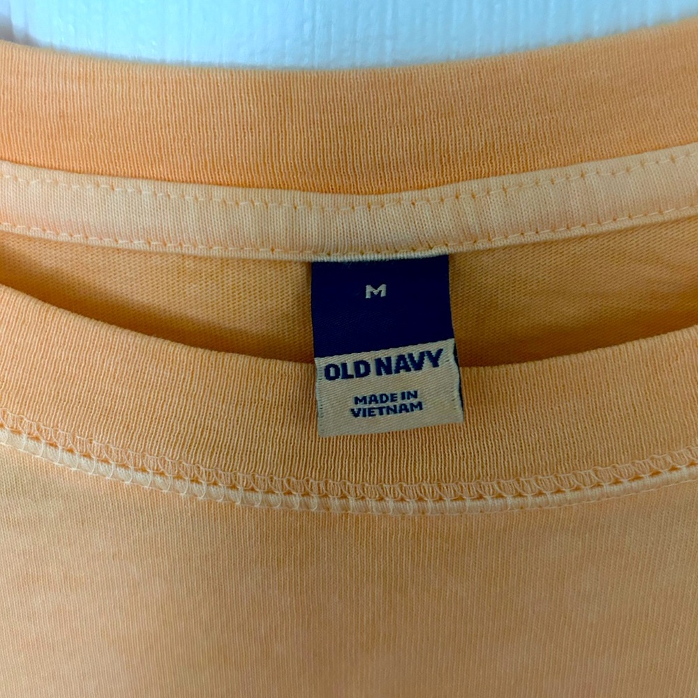 Old Navy Cropped Top - Picture 4 of 5